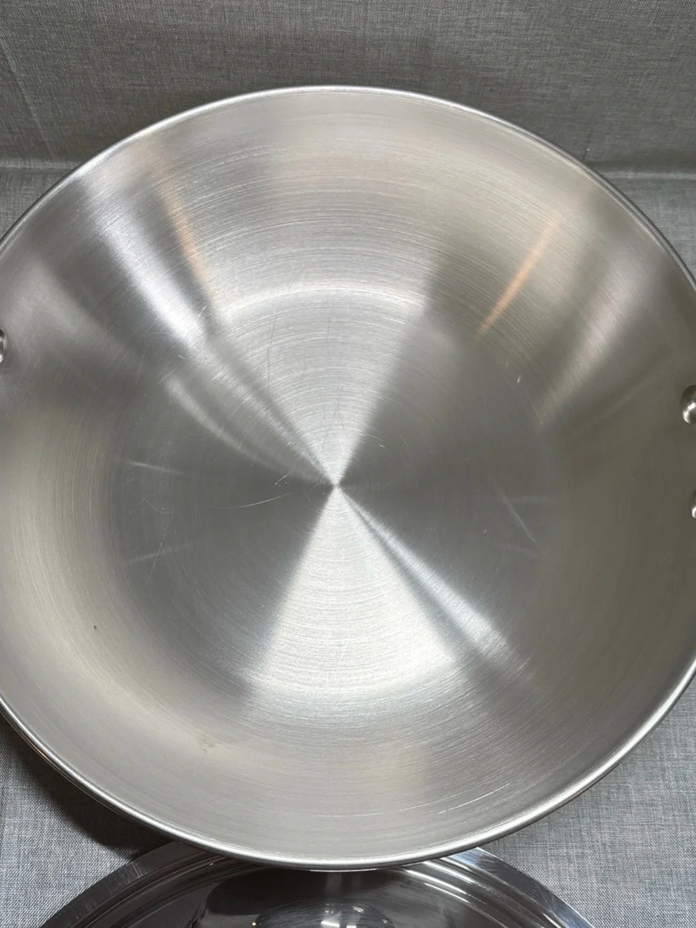 Farberware Brilliance 12” Skillet/Wok 18/10 Stnlss Steel W/ Unique Wok Domed Lid